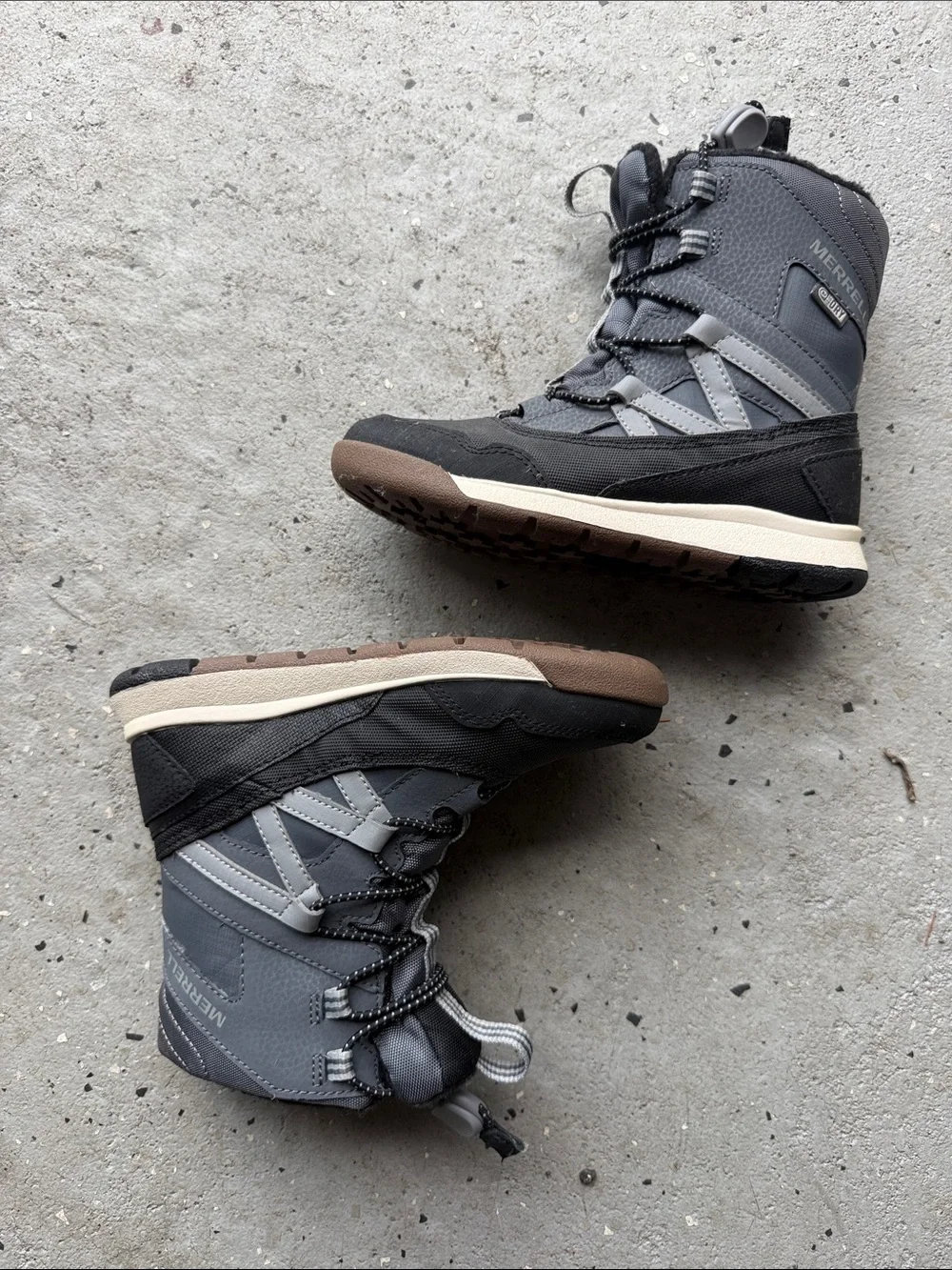 Merrell Gray, Black & Brown Insulated Lace-Up Snow Boots